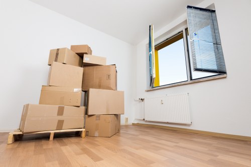 Local removal van support for residential and commercial moves in Coulsdon