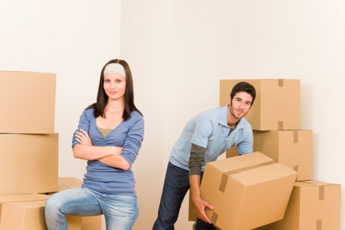 Local moving team handling access and loading for a Coulsdon removal job